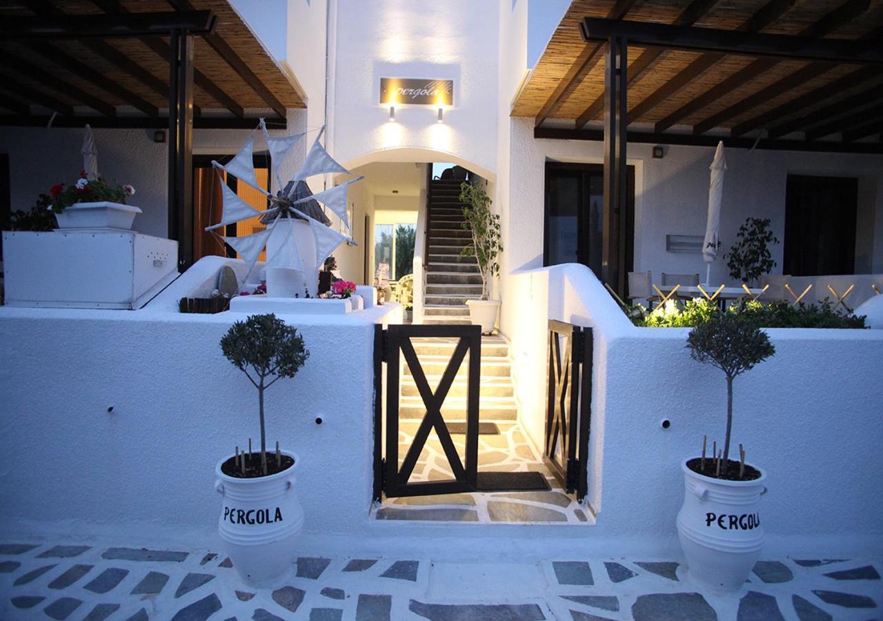 Pergola Aparthotel Livadi  Ngoại thất bức ảnh