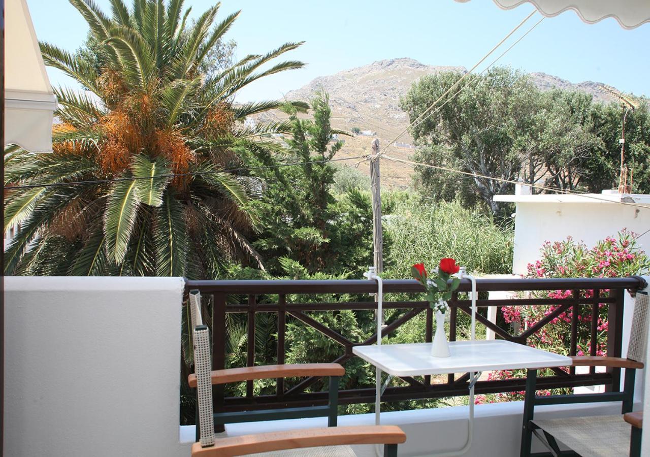 Pergola Aparthotel Livadi  Ngoại thất bức ảnh