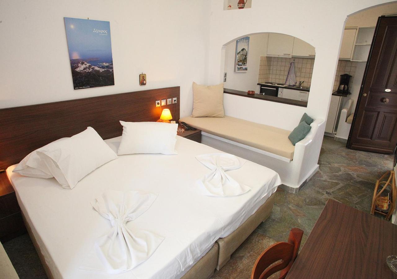Pergola Aparthotel Livadi  Ngoại thất bức ảnh