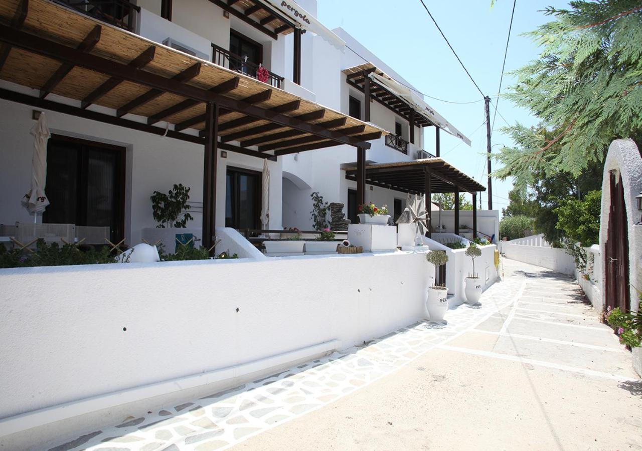 Pergola Aparthotel Livadi  Ngoại thất bức ảnh