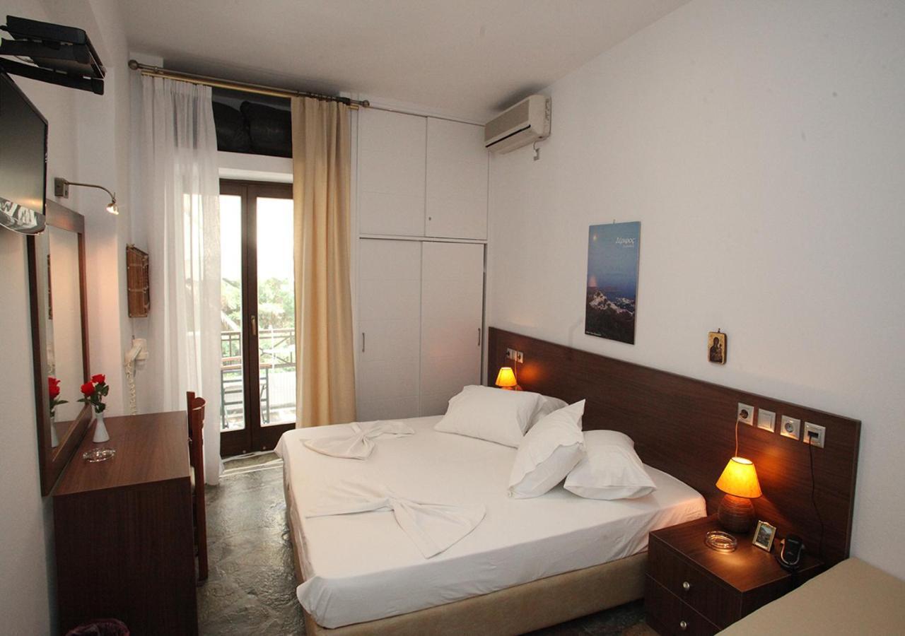 Pergola Aparthotel Livadi  Ngoại thất bức ảnh