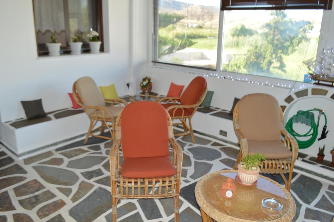 Pergola Aparthotel Livadi  Ngoại thất bức ảnh